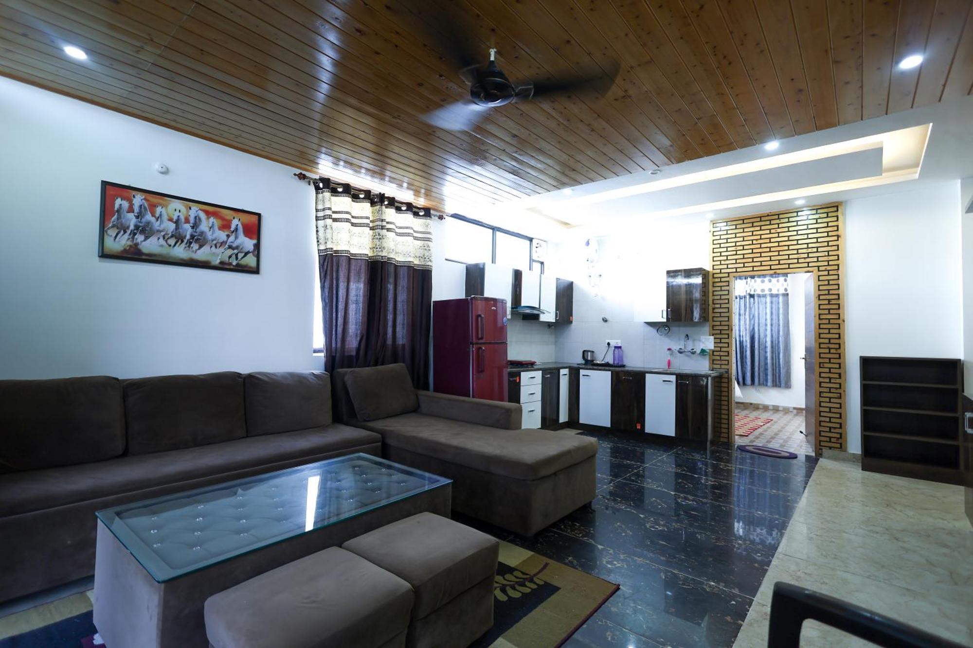 Cozy Heavenn 2Bhk I Kasauli I Mountain View 93O68I282O Daire Dış mekan fotoğraf